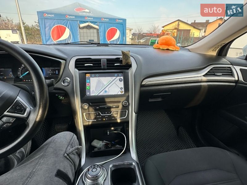 Седан Ford Fusion 2017 в Ірпені