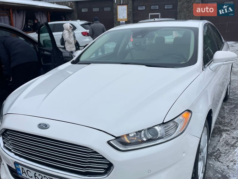 Седан Ford Fusion 2014 в Луцке