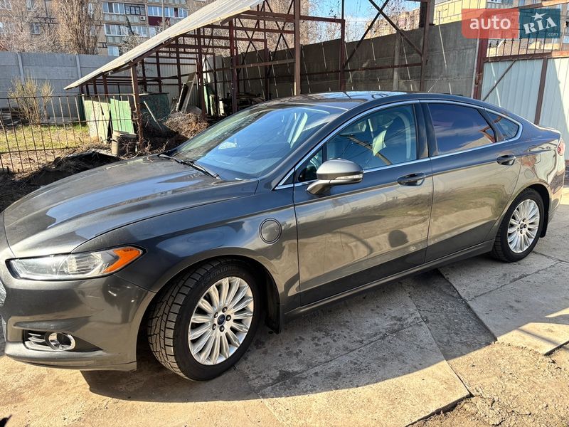 Седан Ford Fusion 2015 в Кривому Розі фото Седан Ford Fusion 2015 в Кривому Розі