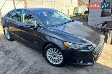 Седан Ford Fusion 2015 в Кривом Роге