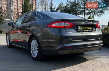 Седан Ford Fusion 2015 в Львове