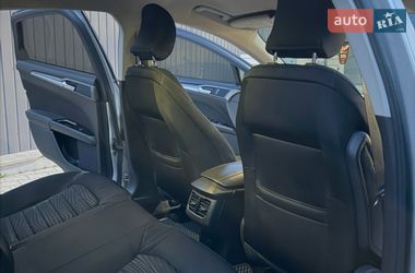Седан Ford Fusion 2016 в Тернополі