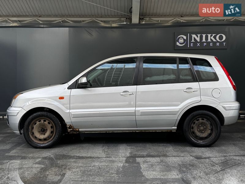 Хэтчбек Ford Fusion 2011 в Киеве