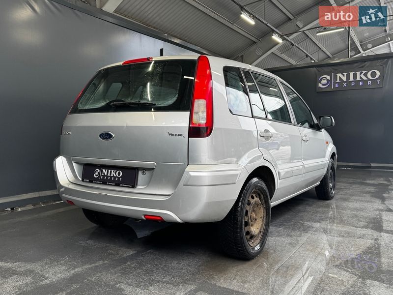 Хэтчбек Ford Fusion 2011 в Киеве