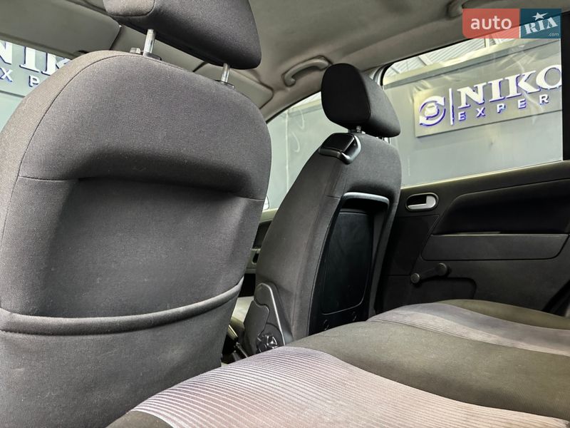 Хэтчбек Ford Fusion 2011 в Киеве