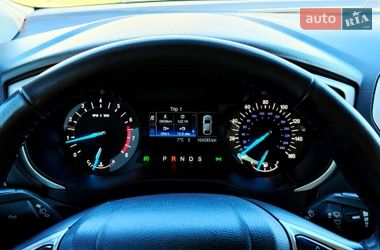 Седан Ford Fusion 2015 в Києві