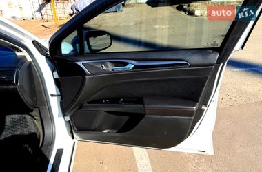 Седан Ford Fusion 2015 в Києві