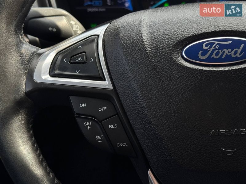 Седан Ford Fusion 2013 в Ровно фото 39 Седан Ford Fusion 2013 в Ровно