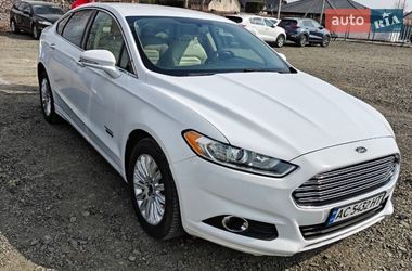 Седан Ford Fusion 2016 в Луцьку
