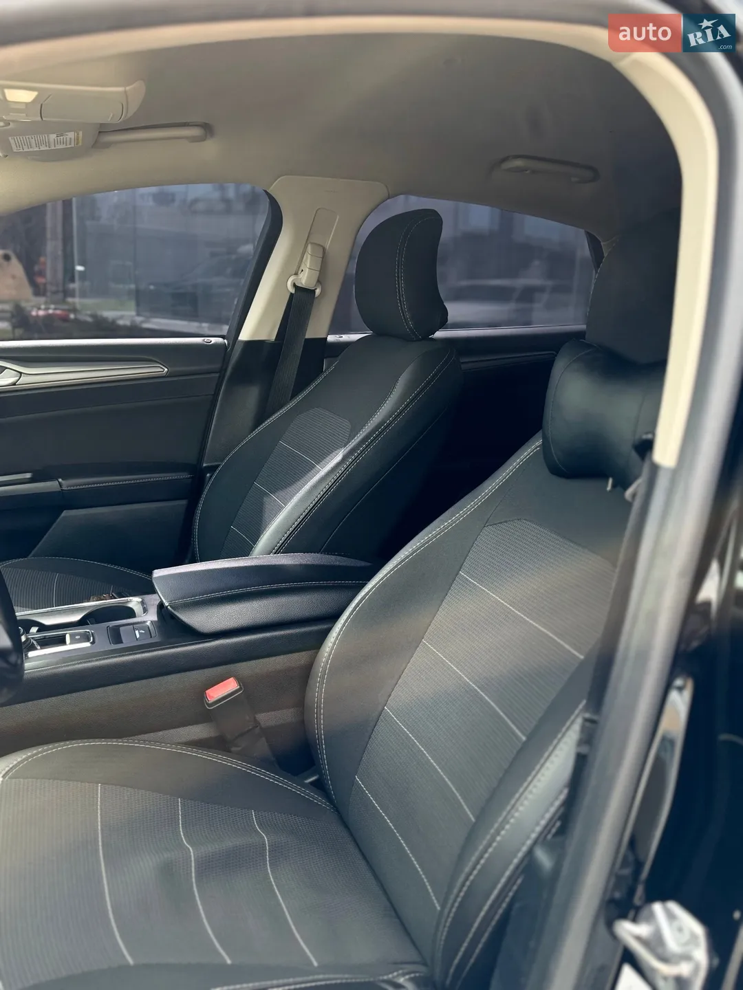 2017 Ford Fusion - мініатюра 8