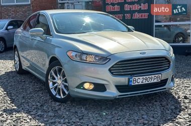 Седан Ford Fusion 2013 в Смілі