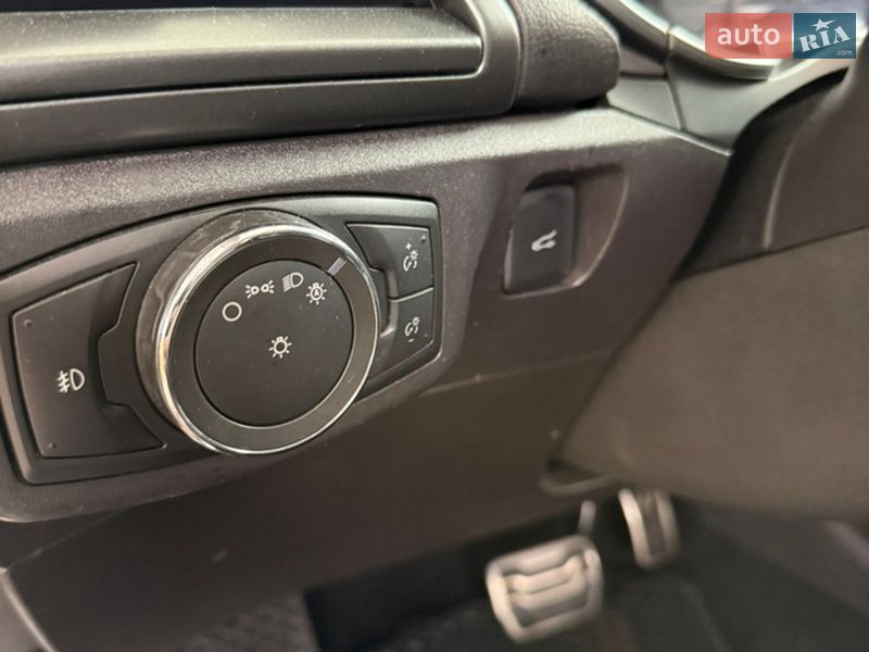 Седан Ford Fusion 2016 в Сумах