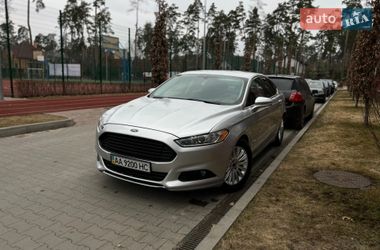 Седан Ford Fusion 2014 в Буче