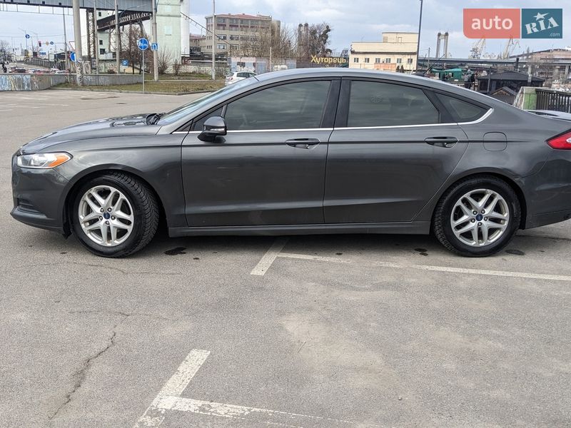 Седан Ford Fusion 2015 в Киеве фото 3 Седан Ford Fusion 2015 в Киеве
