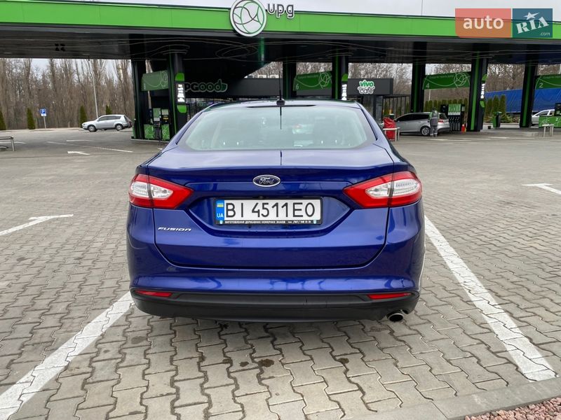 Седан Ford Fusion 2015 в Кременчуге
