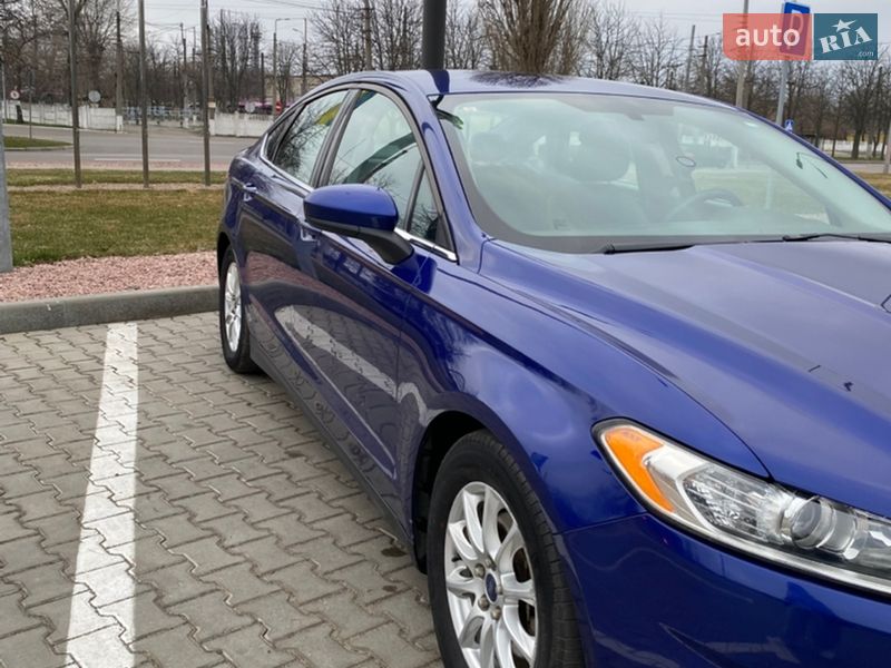 Седан Ford Fusion 2015 в Кременчуге