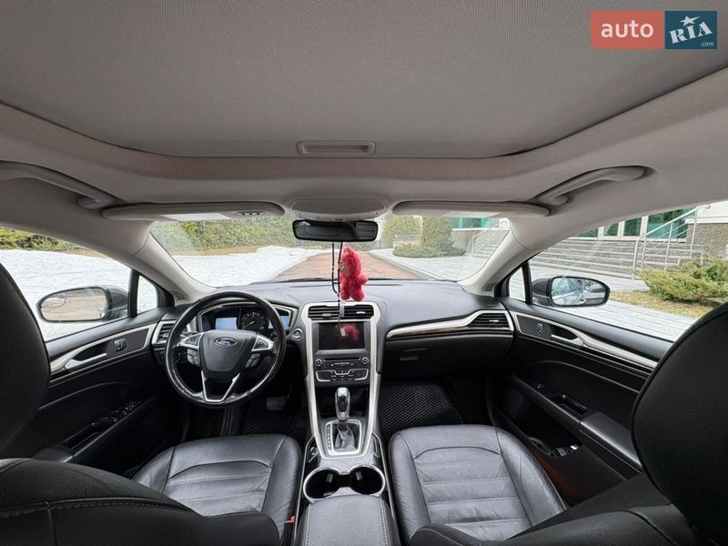 Седан Ford Fusion 2016 в Чернігові