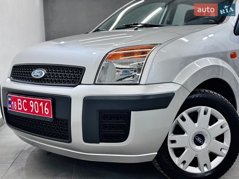 Хэтчбек Ford Fusion 2007 в Стрые