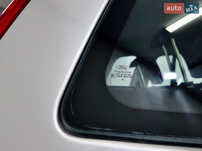 Хэтчбек Ford Fusion 2007 в Стрые