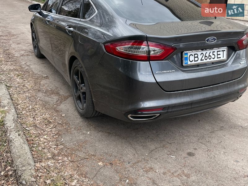 Седан Ford Fusion 2016 в Ічні
