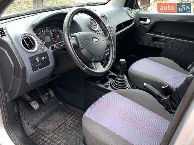 Хетчбек Ford Fusion 2008 в Києві фото 8 Хетчбек Ford Fusion 2008 в Києві