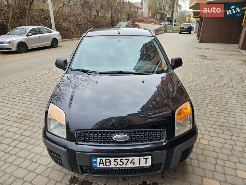 Хэтчбек Ford Fusion 2010 в Виннице