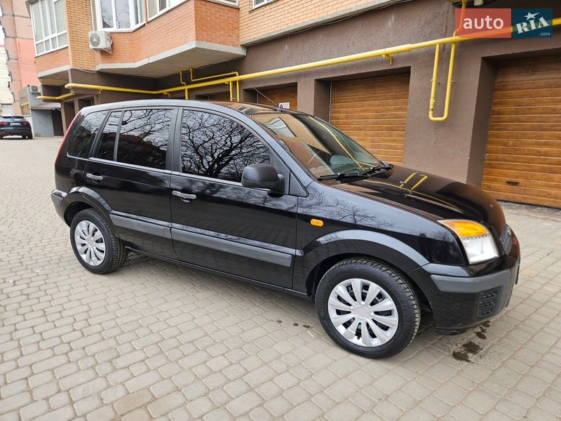 Хэтчбек Ford Fusion 2010 в Виннице