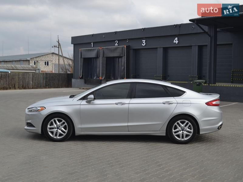Седан Ford Fusion 2016 в Житомирі