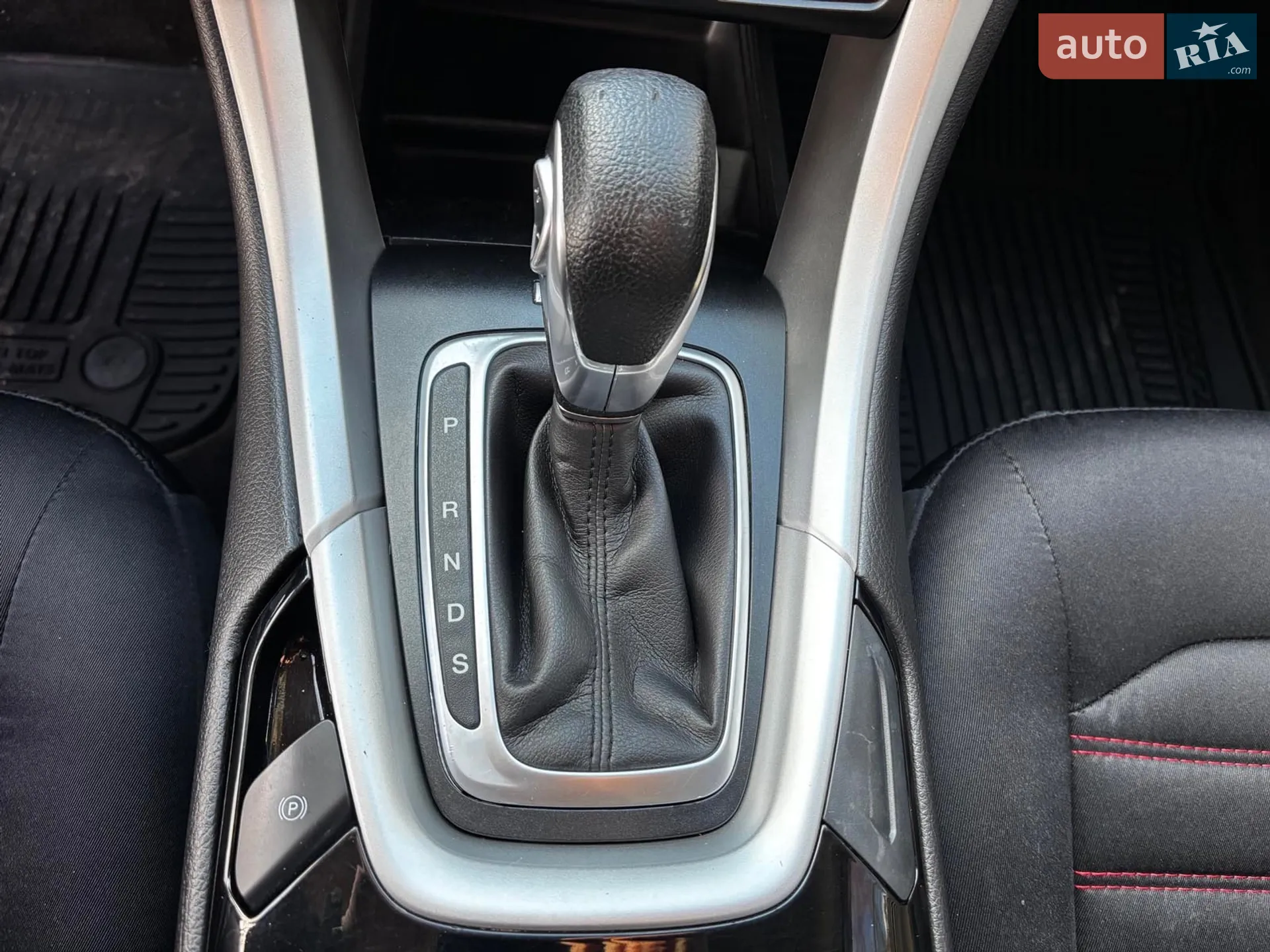 2014 Ford Fusion - мініатюра 25