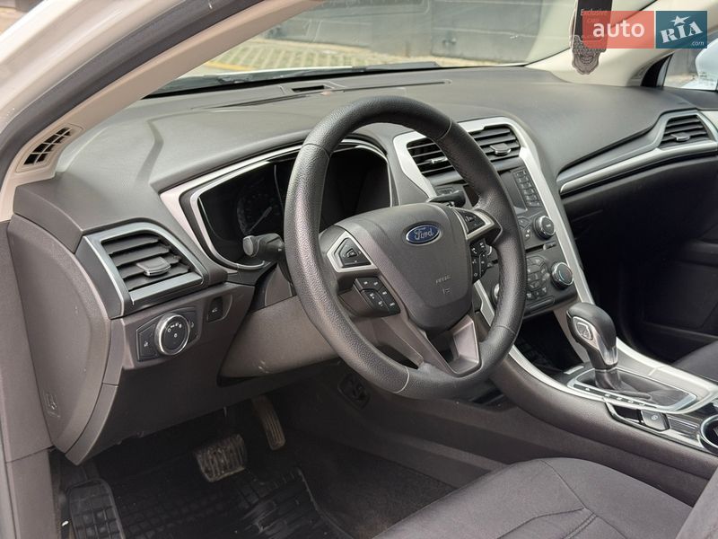 Седан Ford Fusion 2013 в Ивано-Франковске
