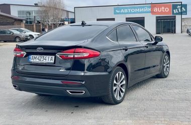 Седан Ford Fusion 2019 в Житомире