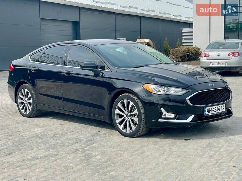 Седан Ford Fusion 2019 в Житомире