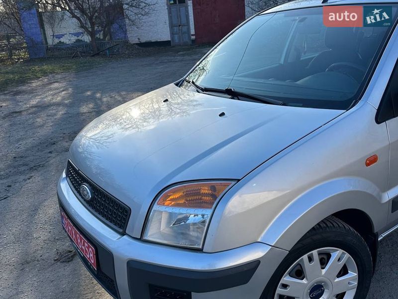 Хэтчбек Ford Fusion 2006 в Хороле фото 5 Хэтчбек Ford Fusion 2006 в Хороле
