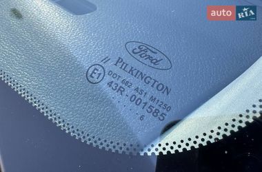 Хэтчбек Ford Fusion 2006 в Хороле