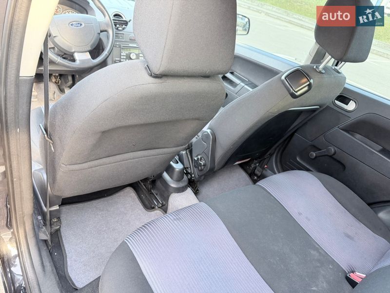 Хэтчбек Ford Fusion 2011 в Киеве