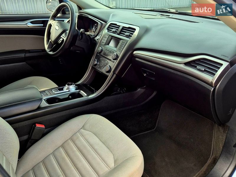 Седан Ford Fusion 2018 в Киеве фото 12 Седан Ford Fusion 2018 в Киеве