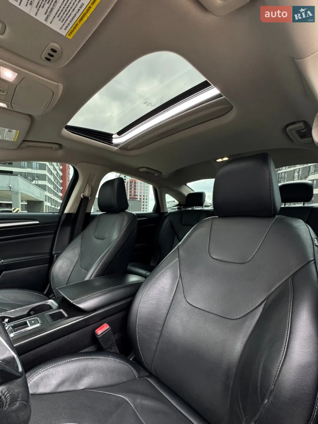 2020 Ford Fusion - мініатюра 29