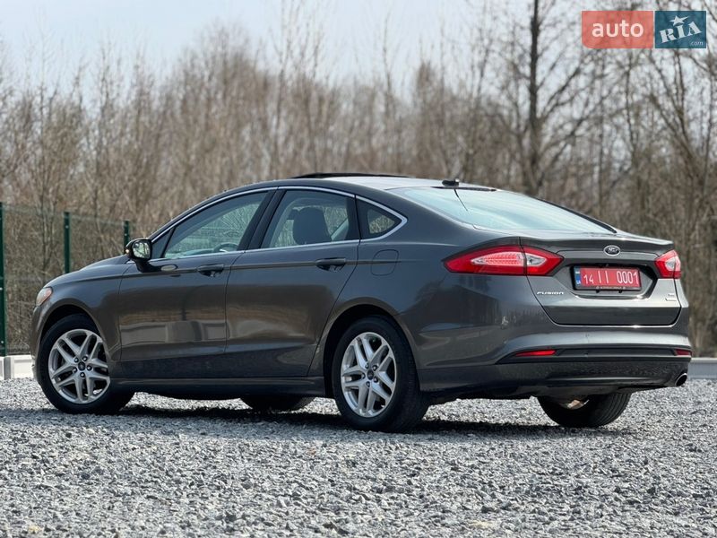 Седан Ford Fusion 2016 в Дрогобыче