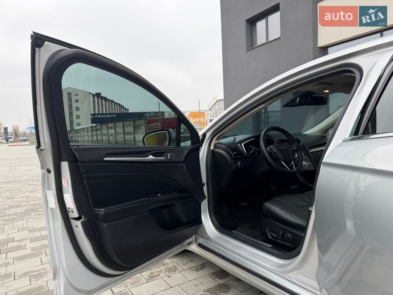 Седан Ford Fusion 2019 в Ивано-Франковске