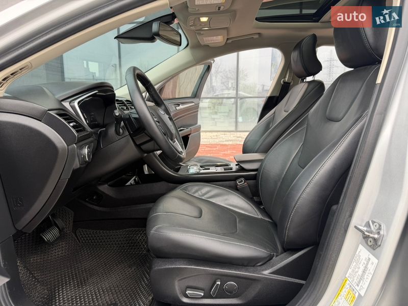 Седан Ford Fusion 2019 в Ивано-Франковске