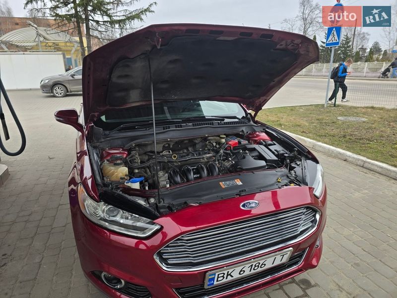 Седан Ford Fusion 2015 в Сарнах фото 2 Седан Ford Fusion 2015 в Сарнах