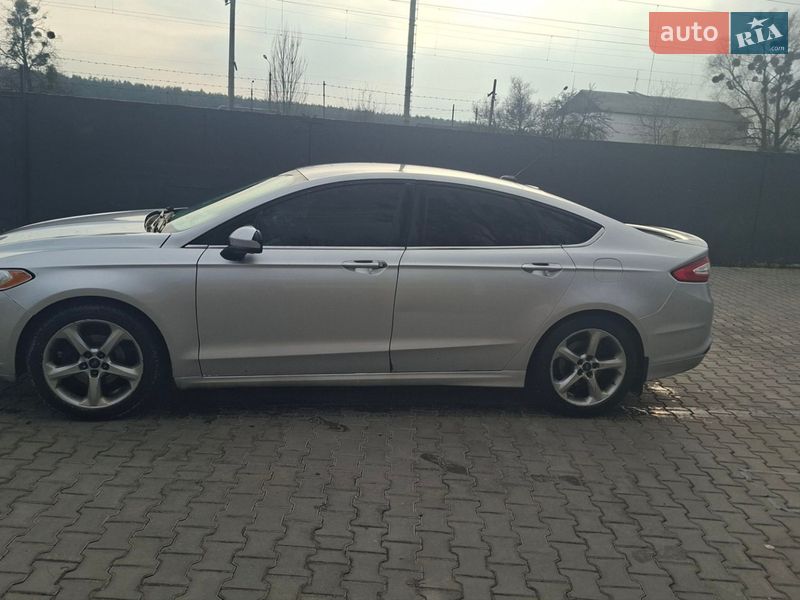 Седан Ford Fusion 2015 в Киеве