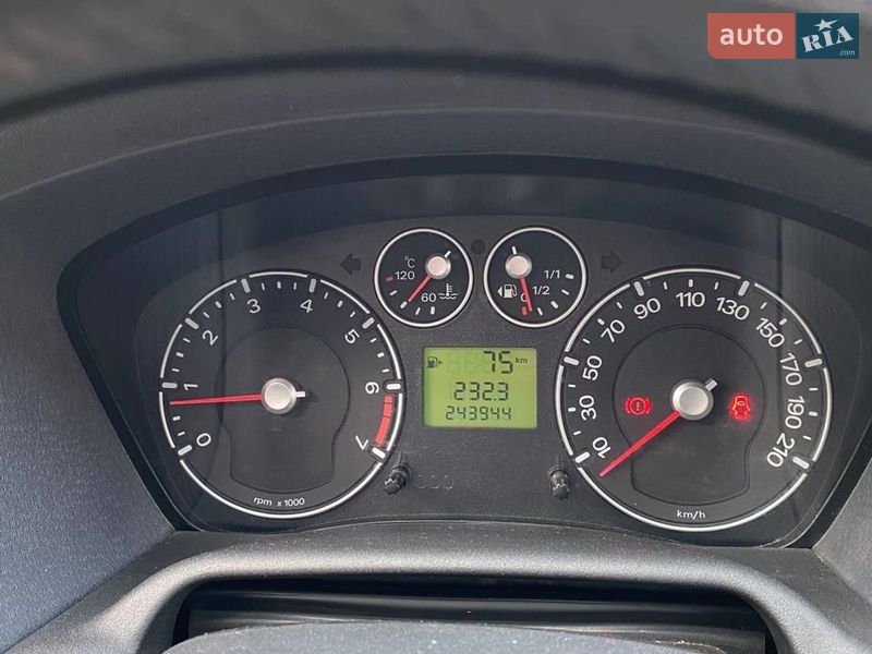 Хэтчбек Ford Fusion 2011 в Киеве