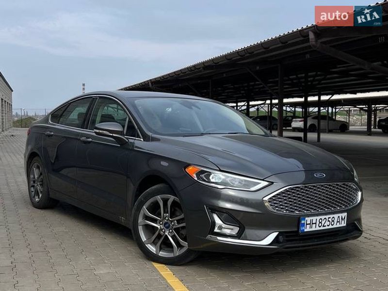 Ford Fusion 2019