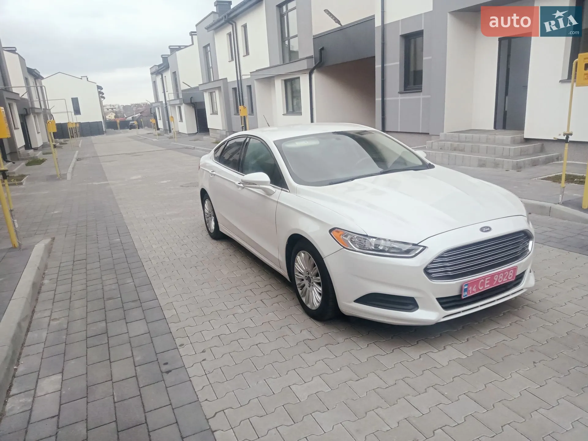 2016 Ford Fusion - мініатюра 10