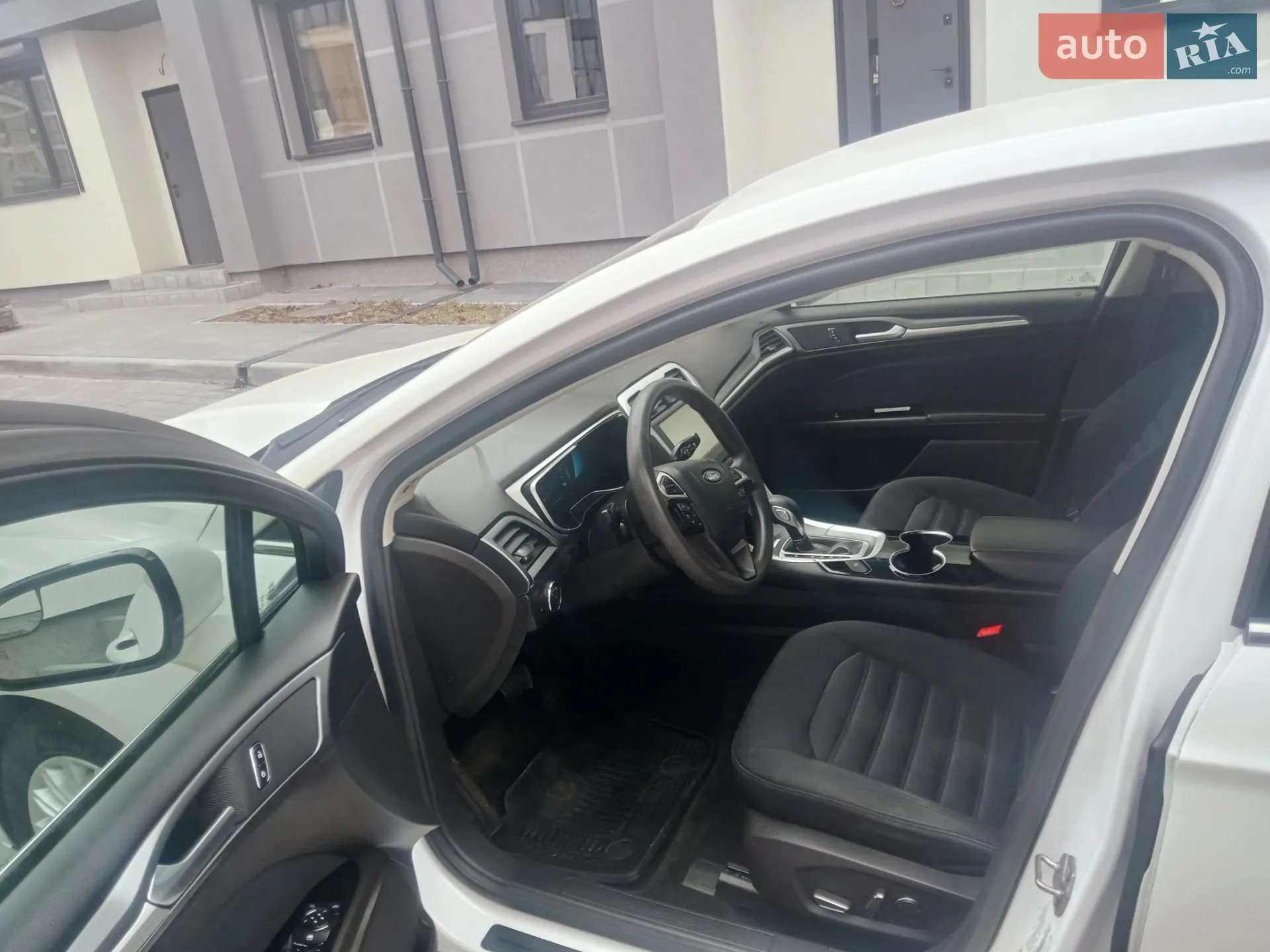 2016 Ford Fusion - мініатюра 16