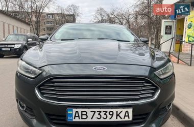 Седан Ford Fusion 2015 в Чернігові