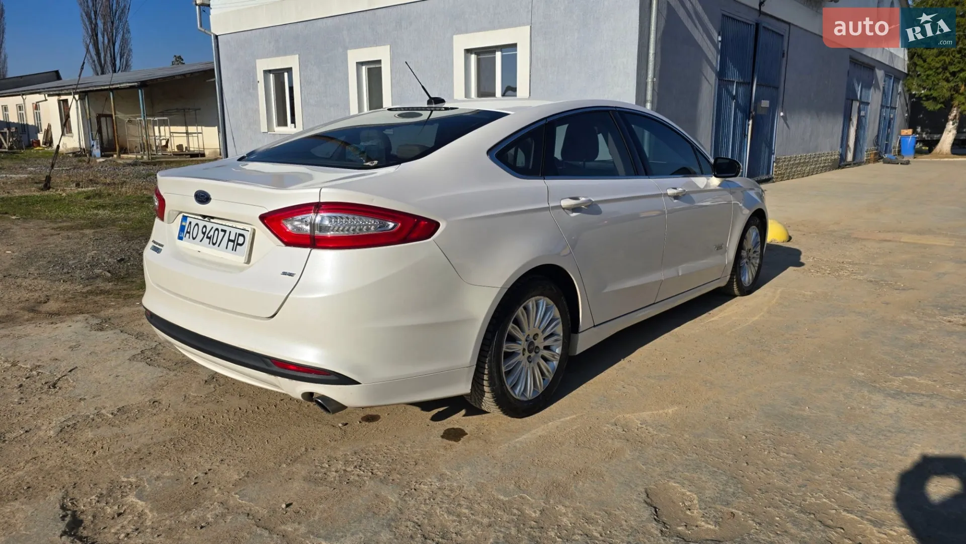 2013 Ford Fusion - мініатюра 19