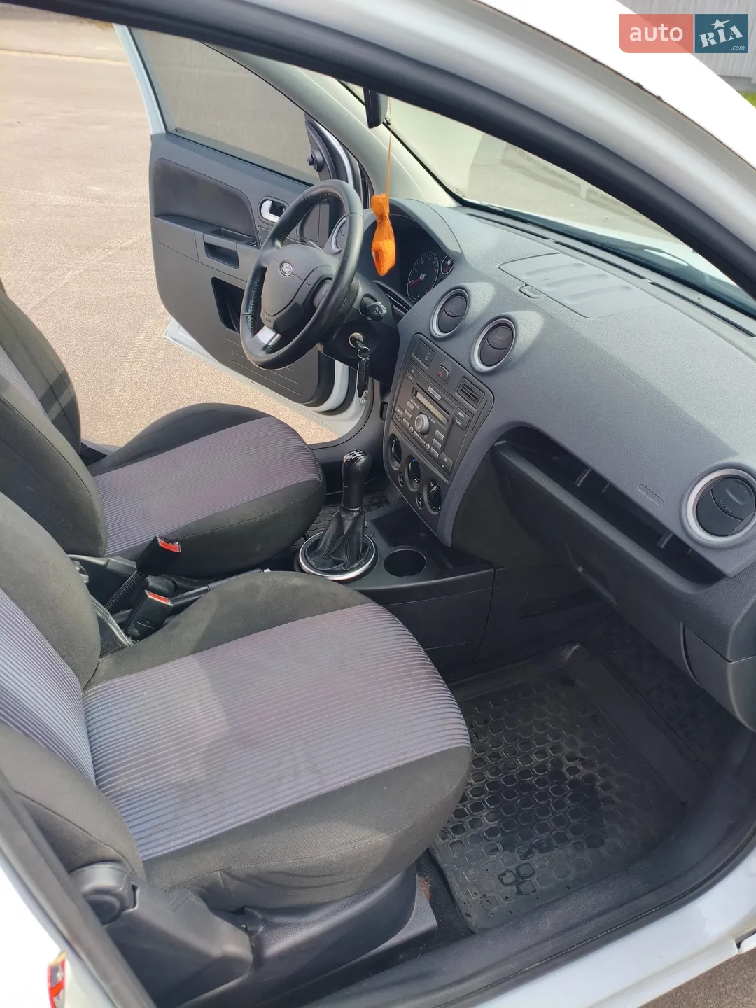 2011 Ford Fusion - мініатюра 14