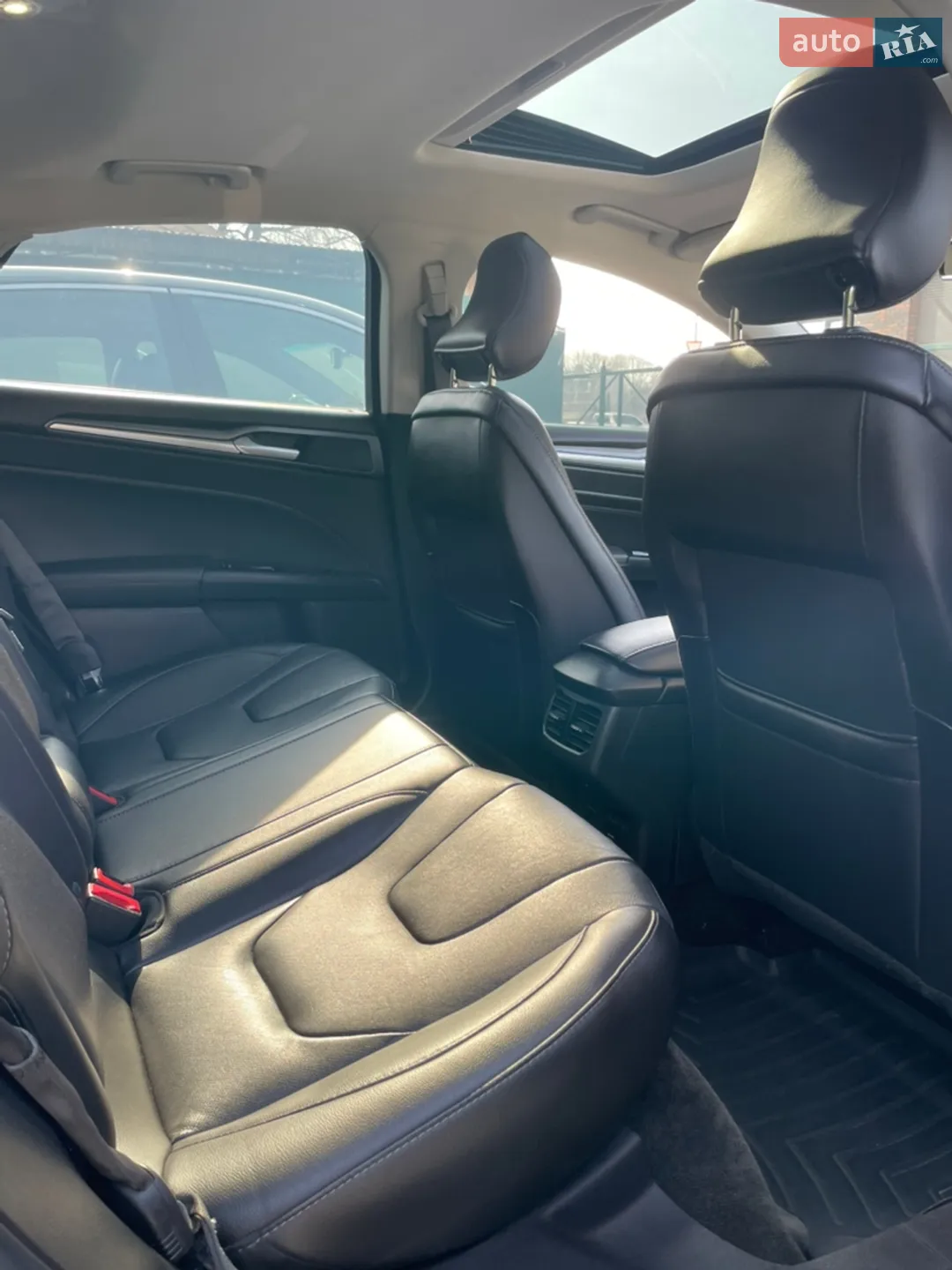 2015 Ford Fusion - мініатюра 17